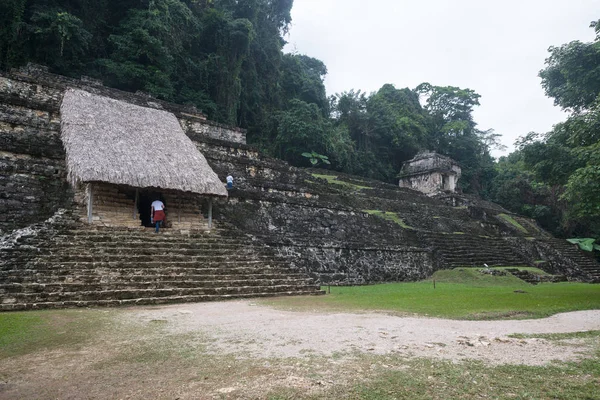 Palenque ruins, Maya archeological site — Stock Photo, Image