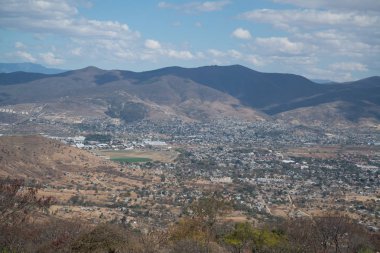 Monte Alban arkeolojik sitesinden görüntülemek