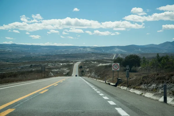 Bergweg in Oaxaca, Mexico — Stockfoto