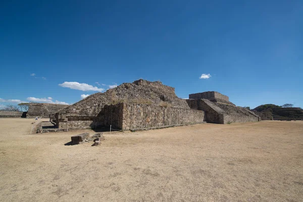 Sitio arqueológico de Monte Alban — Foto de Stock