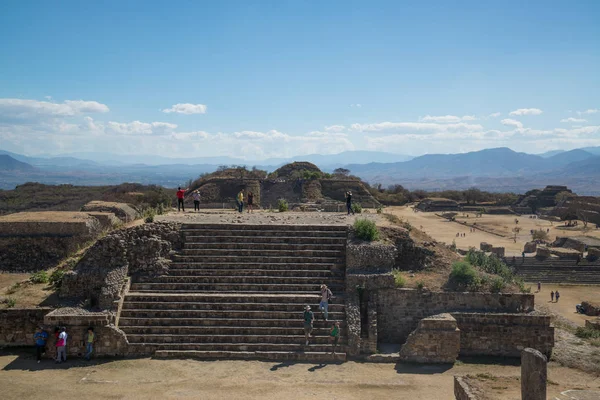 Sitio arqueológico de Monte Alban — Foto de Stock