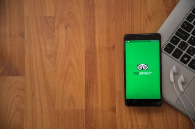 TripAdvisor uygulama smartphone cep telefonu ile