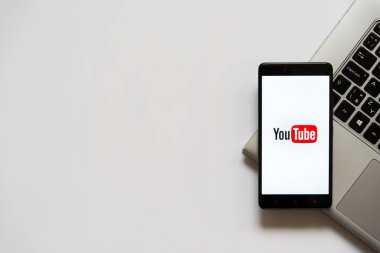 YouTube smartphone ekranında