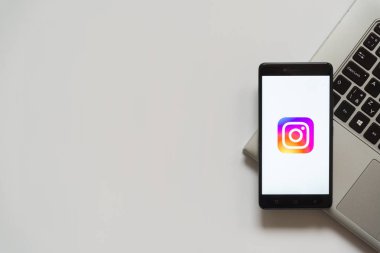 Instagram smartphone ekranında