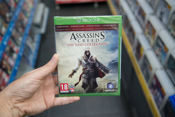 Assassin 's creed The Ezio collection videogame on Microsoft XBOX One
