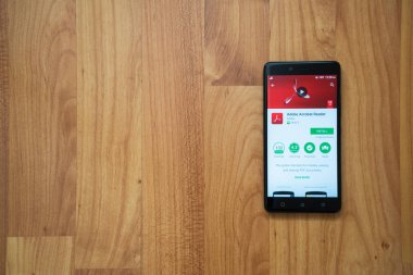 Adobe acrobat reader uygulama smartphone cep telefonu ile