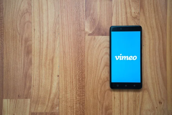 Smartphone üzerinde Vimeo logo