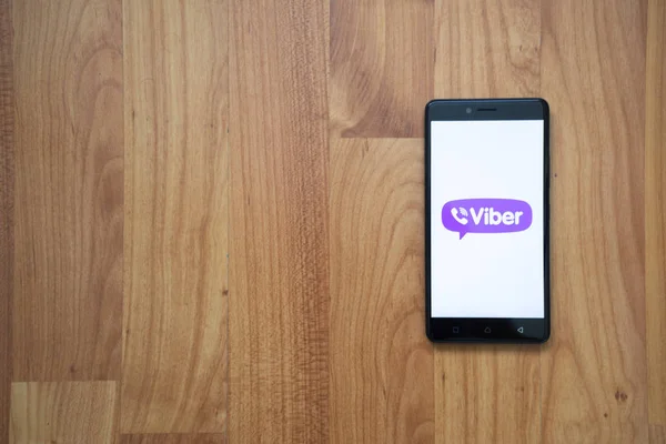 Logotipo Viber en smartphone — Foto de Stock