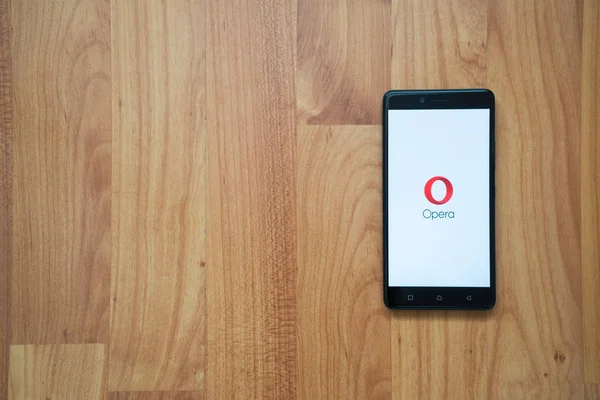 Opera mini smartphone logosuna