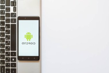 Android smartphone ekran logosuna