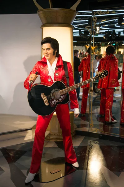 Elvis Presley in Grevin museum of the wax figures in Prague. — Stock Photo, Image