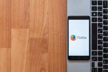 Mozilla firefox smartphone ekranında
