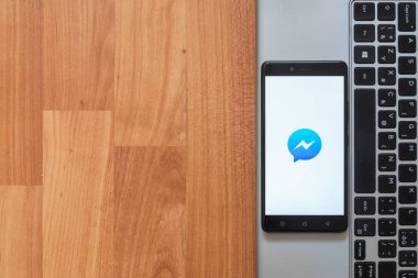Facebook messenger smartphone ekranında