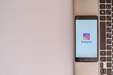Smartphone Instagram logo