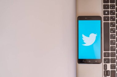 Smartphone logosuna heyecan