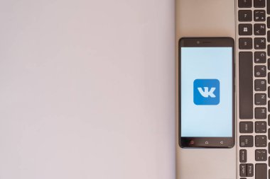 Vkontakte logo smartphone cep telefonu ile