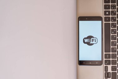 Smartphone logosuna WiFi