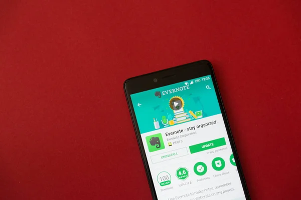 Los Angeles Diciembre 2017 Smartphone Con Aplicación Evernote Google Play — Foto de Stock