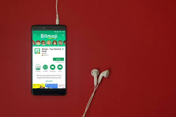 Los Angeles Enero 2018 Smartphone Con Aplicación Bitmoji Google Play — Foto de Stock