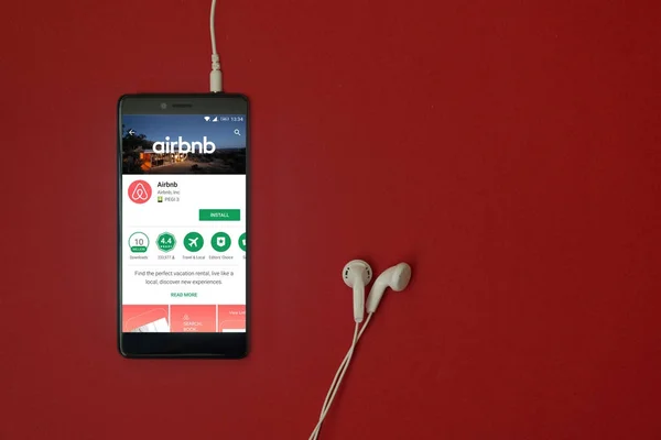 Los Angeles Gennaio 2018 Smartphone Con Applicazione Airbnb Google Play — Foto Stock