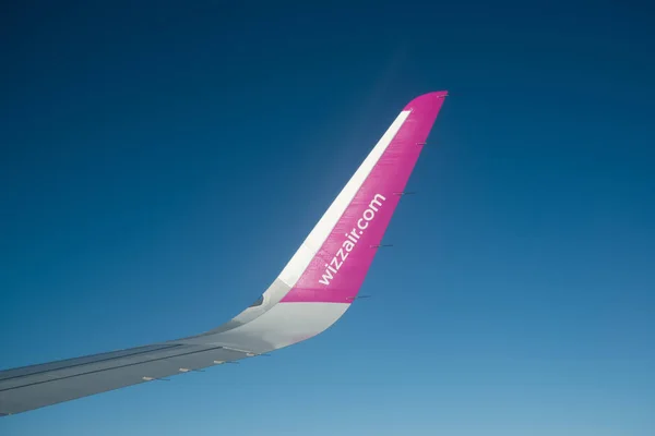 Βουδαπέστη Ουγγαρία Φεβρουαρίου 2018 Wizz Air Wing Αεροπλάνο Κατά Την — Φωτογραφία Αρχείου