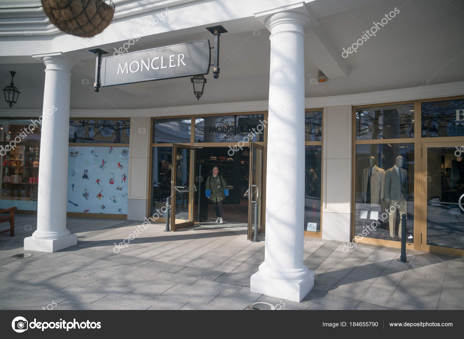 moncler store