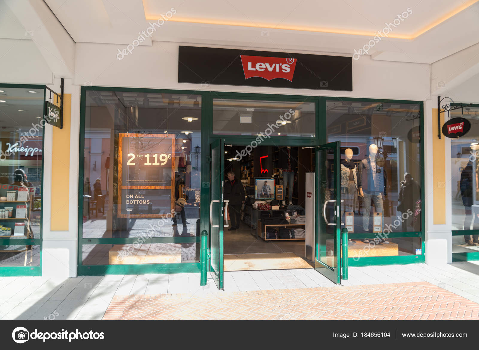 levi strauss outlet store