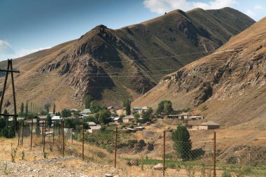 Road trip from Osh Kyrgyzstan to Tajikistan through the Pamir highway