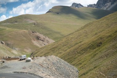 Road trip from Osh Kyrgyzstan to Tajikistan through the Pamir highway