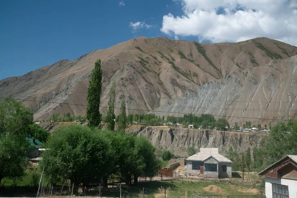 Viagem Carro Osh Quirguistão Para Tajiquistão Através Rodovia Pamir — Fotografia de Stock