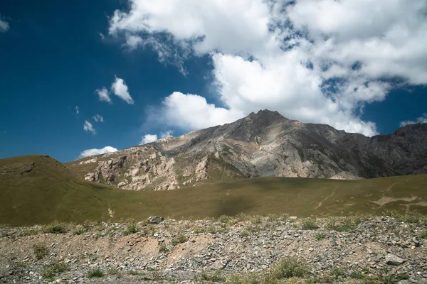 Viaje Por Carretera Osh Kirguistán Tayikistán Través Autopista Pamir — Foto de Stock