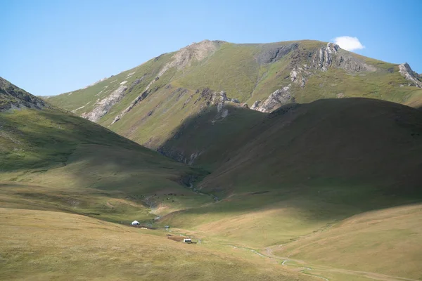 Výlet Osh Kyrgyzstánu Tádžikistánu Dálnici Pamir — Stock fotografie