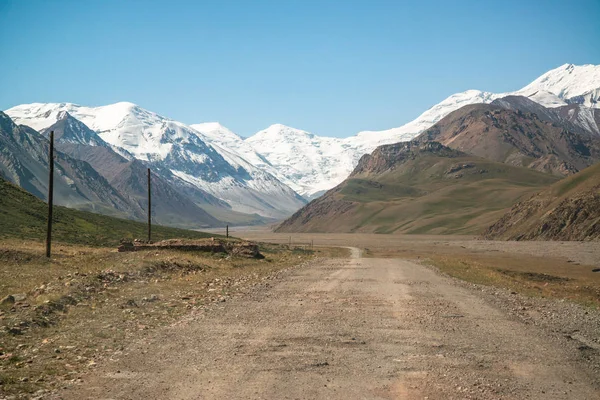 Viaje Por Carretera Osh Kirguistán Tayikistán Través Autopista Pamir —  Fotos de Stock