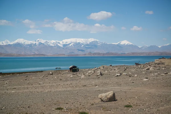 Θέα Στη Λίμνη Στην Εθνική Οδό Pamir Τατζικιστάν — Φωτογραφία Αρχείου