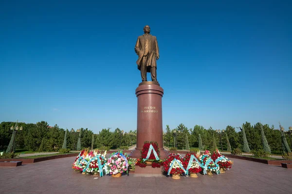 Samarcanda Uzbekistán Alrededor Septiembre 2019 Estatua Del Islam Karimov Centro — Foto de Stock