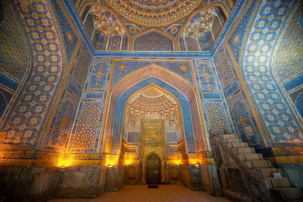 Samarcanda Uzbekistán Circa Septiembre 2019 Interior Mezquita Madraza Tilla Kari — Foto de Stock