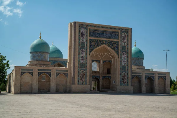 Tashkent Uzbekistan Noin Syyskuu 2019 Arkkitehtoninen Kompleksi Khazrati Imam Korkein — kuvapankkivalokuva