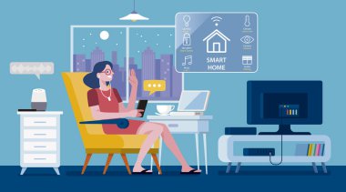 Akıllı ev ve televizyonunu akıllı bir telefonla kontrol eden bir kadın.