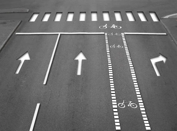 Hochwinkelaufnahme Der Straße Mit Fahrspuren Pfeilen Zebrastreifen Und Radweg Effekt — Stockfoto