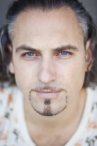 Mann mit blauen Augen — Stockfoto