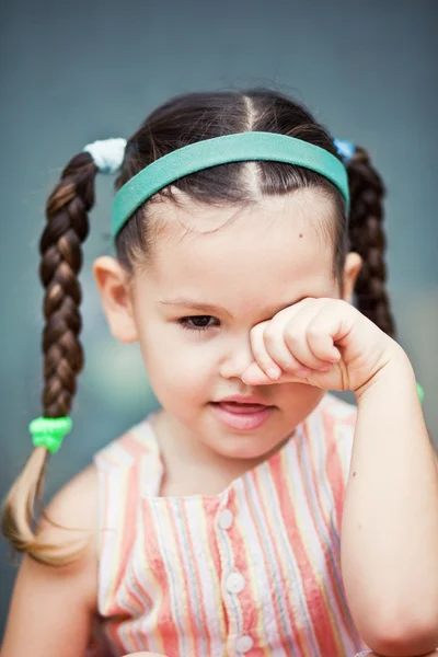 Stanco ragazza vuole dormire — Foto Stock