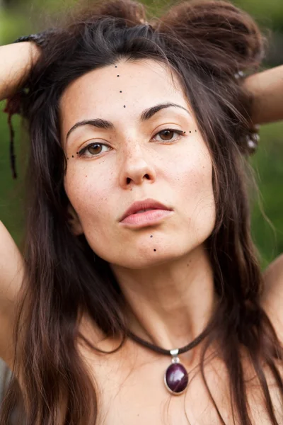 Hermosa chica hippie — Foto de Stock