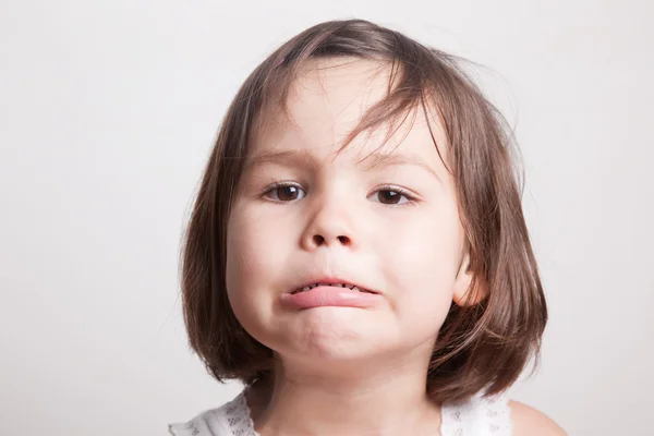 Child dropped the first milk tooth — Stock Photo, Image