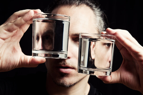 Концепция множественного расстройства личности
