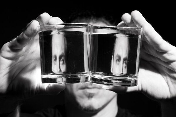 Концепция множественного расстройства личности
