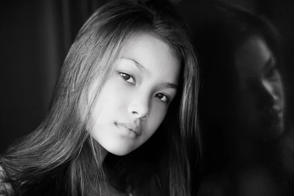 Портрет азиатской девушки — стоковое фото