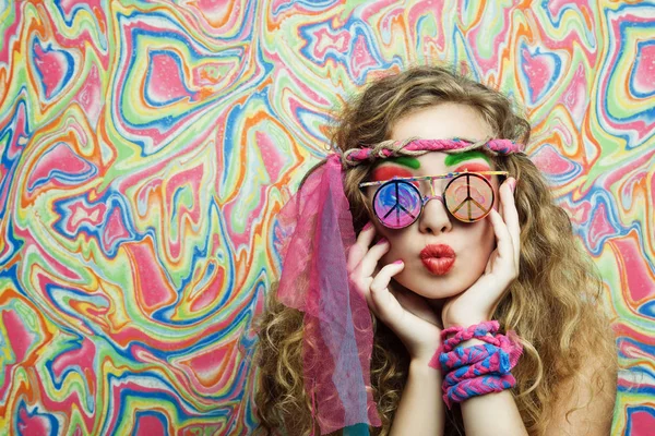 Beauty hippie woman with stylish glasses — Stock Photo, Image