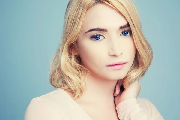 Travesti model görüntüsünü