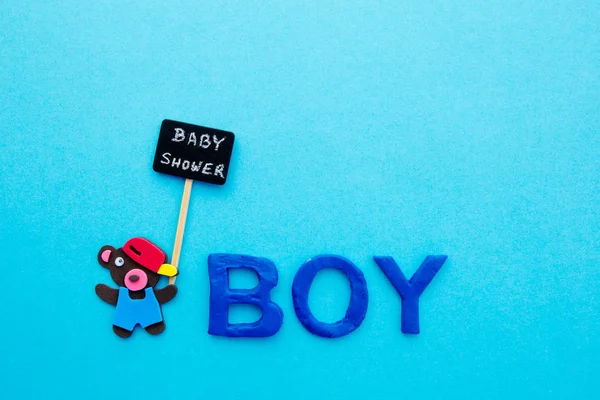 Baby Shower - Boy - z misia z tablica Zarejestruj na niebieskim tle — Zdjęcie stockowe
