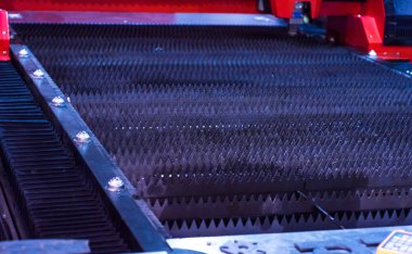 Metal imalatında makinenin dekombinasyonunda soğuk rulo çelik bobin..